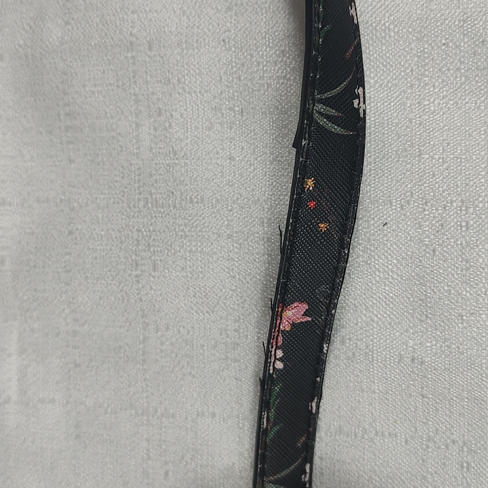 Steve Madden Black and Pink Floral Crossbody Purse with Gold Accents - Picture 9 of 10